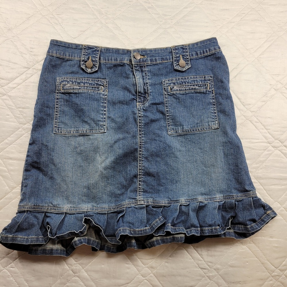 CATO blue jean skirt w/ ruffle bottom size 14 waist 34 length 19